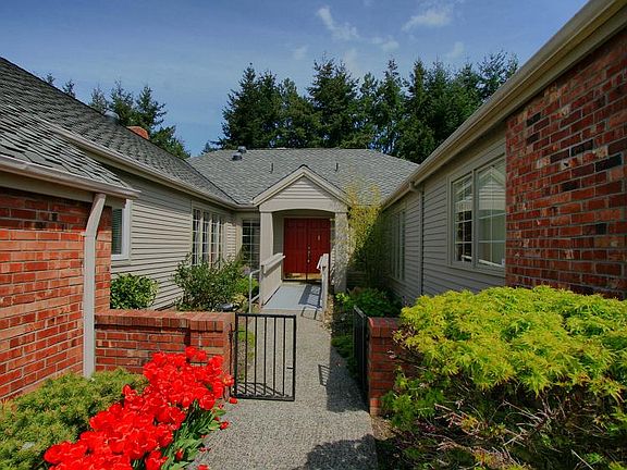 4th image of 6204 139th Pl SE