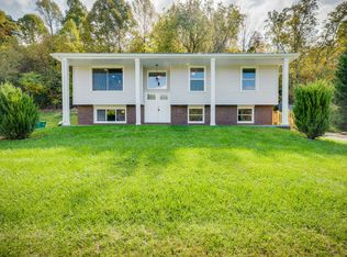 4609 Woodcliff Dr, Kingsport, TN 37664