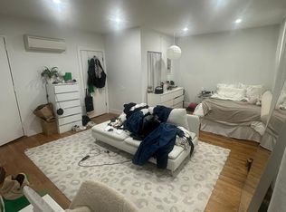 426 Lorimer St APT 2L, Brooklyn, NY 11206