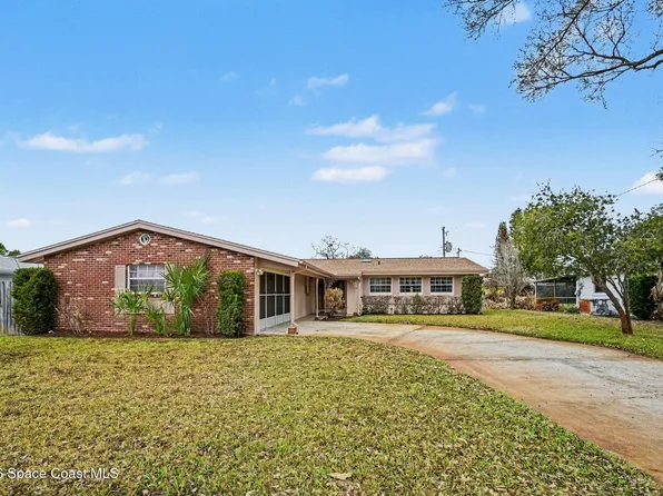 2340 Middlecoff Ct, Titusville, FL 32780