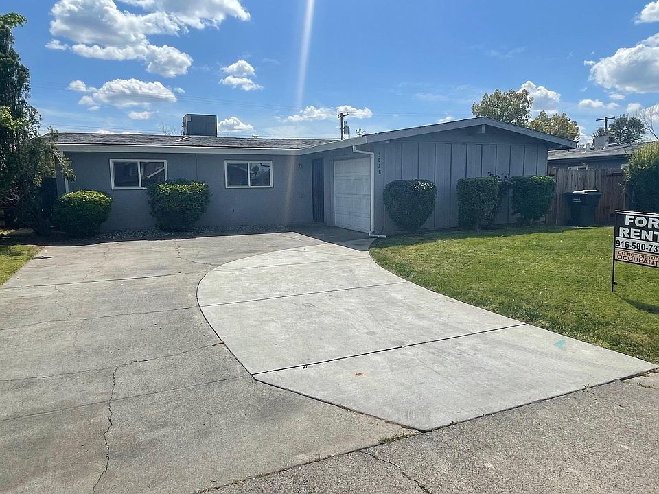 1st image of 3628 Centinella Dr