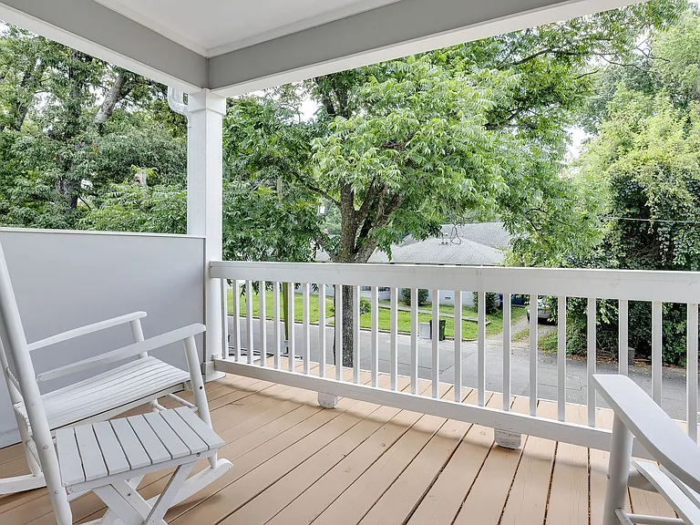 607 Lee St — Photo 16