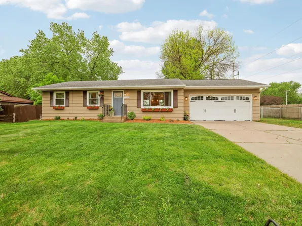 1392 Amaryllis Ln, Eagan, MN 55123