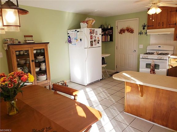 5th image of 3500 Stillmeadow Ave SW