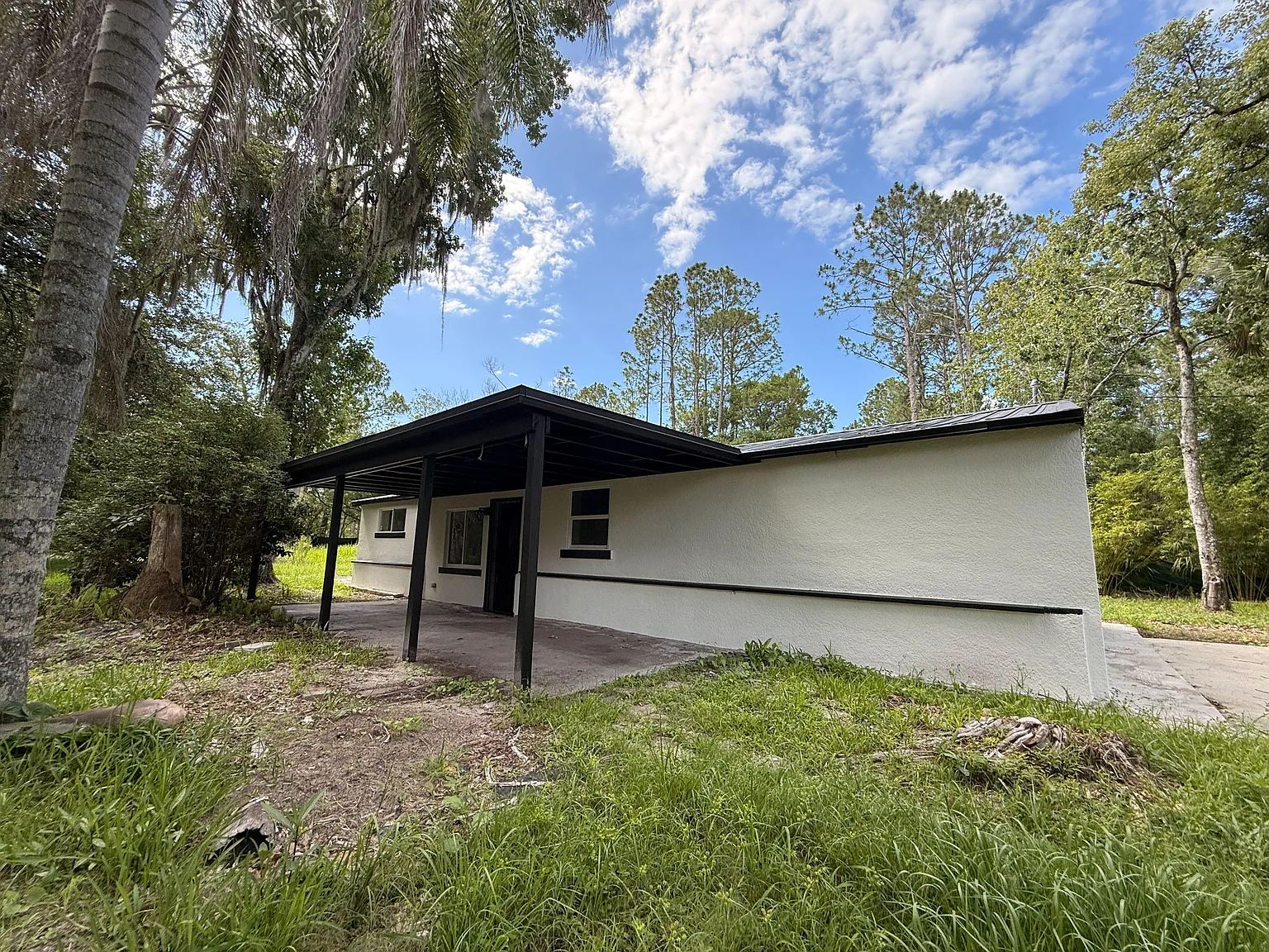 4 bed, 2.0 bath, 1252 sqft, $1,364 — Photo 4