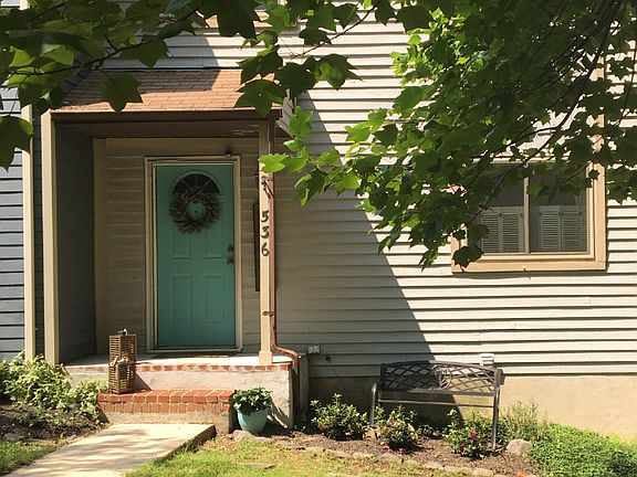 3rd image of 536 Greenhill Ct