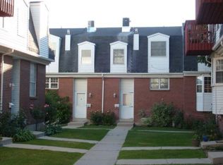 8282 S Williamsburg Park Cir, Sandy, UT 84070