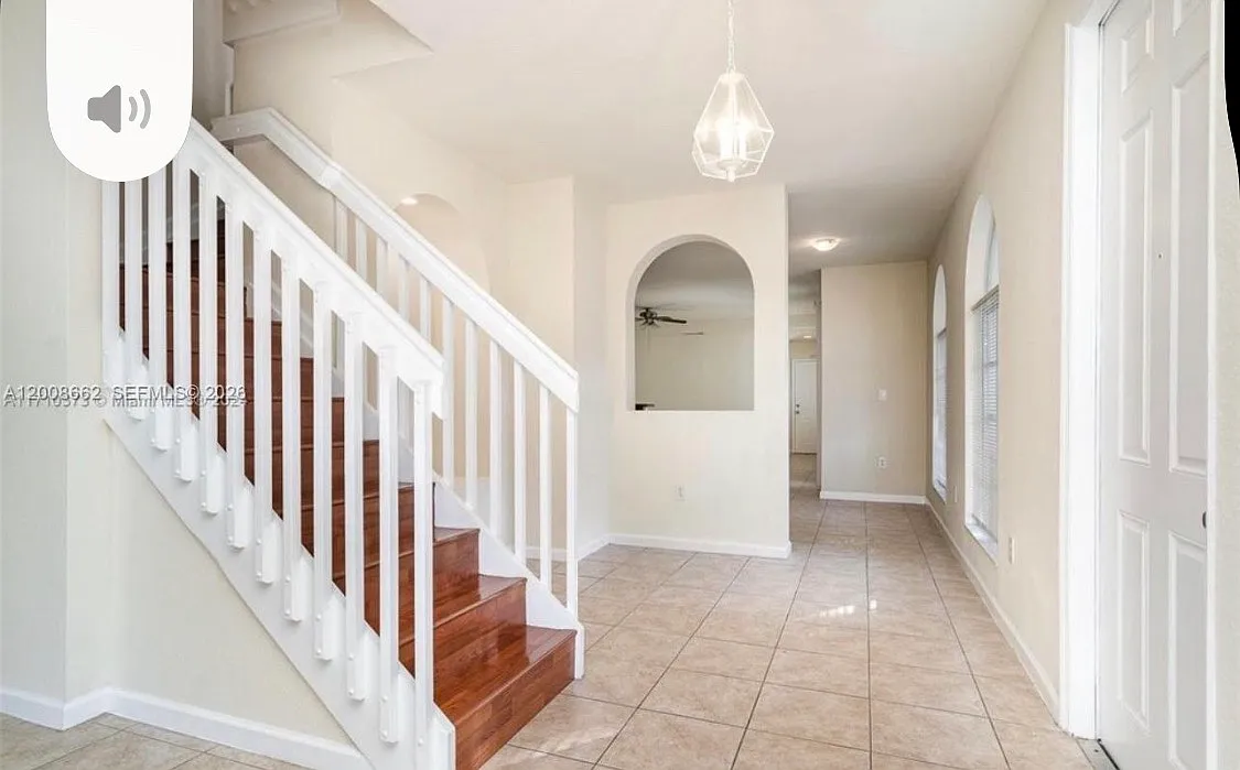 4 bed, 2.5 bath, 3366 sqft, $3,250 — Photo 3