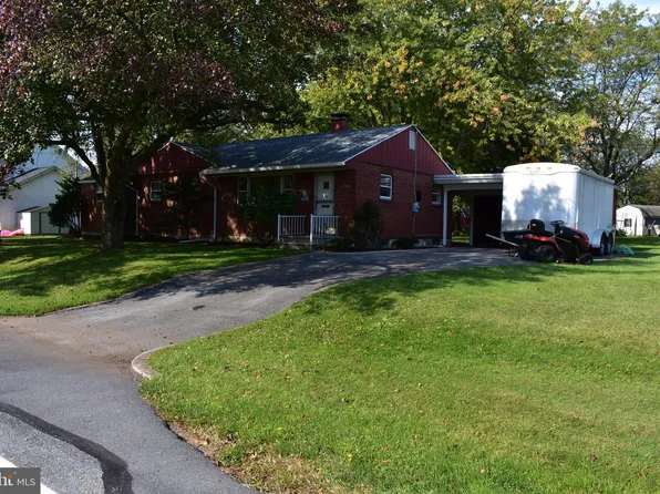 49 Clarence Ave, Shoemakersville, PA 19555