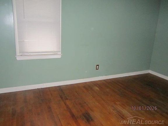4th image of 21825 David Ave