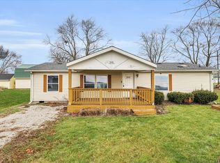 205 E Lincoln Ave, Ogden, IL 61859