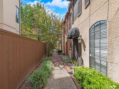 4418 Bowser Ave APT 105, Dallas, TX, 75219