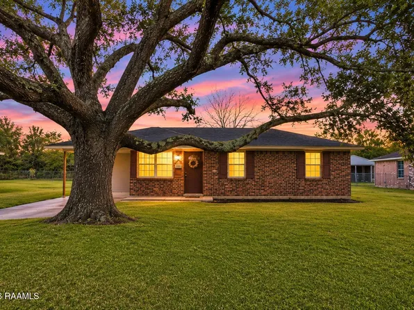 106 Reynosa Rd, Lafayette, LA 70520