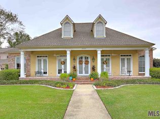 16244 Woodville Dr, Prairieville, LA 70769