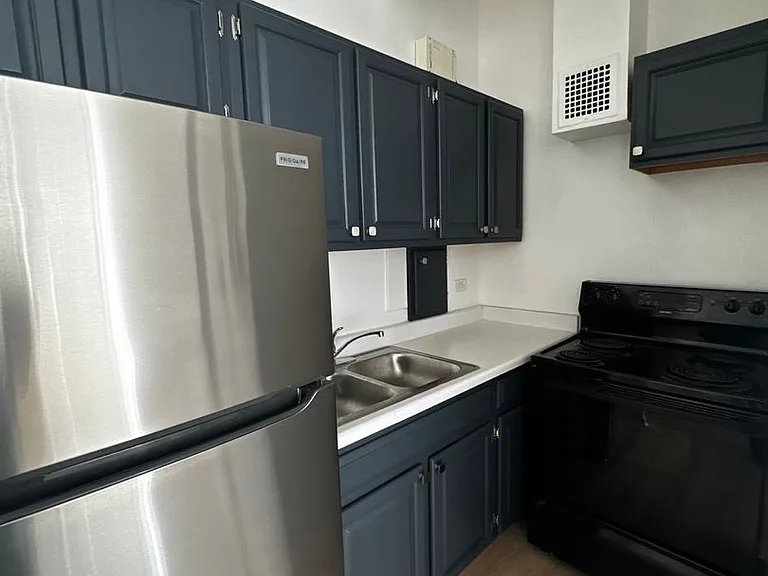 4180 Marine Terrace Apartments — Photo 55