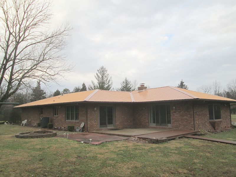 4836 N Watergate Rd, Olney, IL 62450 Zillow