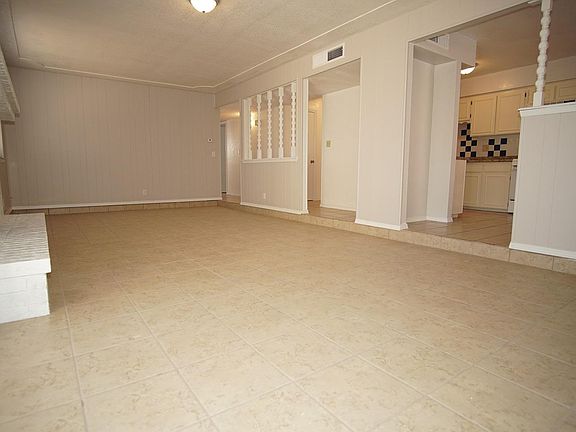 3rd image of 5057 Sagittarius Ave
