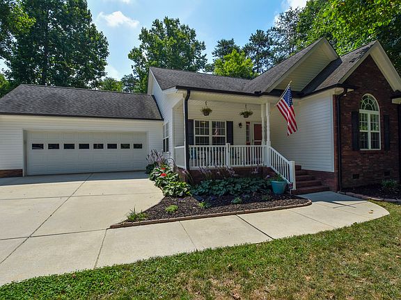 3rd image of 3604 Still Knoll Ln