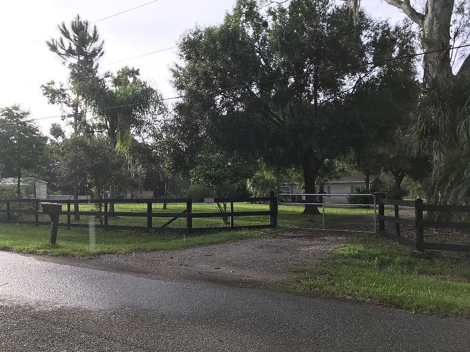 1st image of 17747 Dogwood Dr