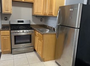 108 1/2 Peabody Pl #1, Newark, NJ 07104