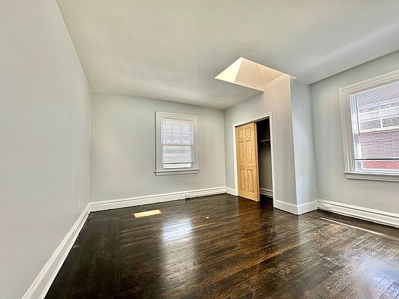 2nd image of 608-612 George St #612-7