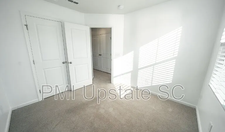 226 Coldwater Creek Ct — Photo 12