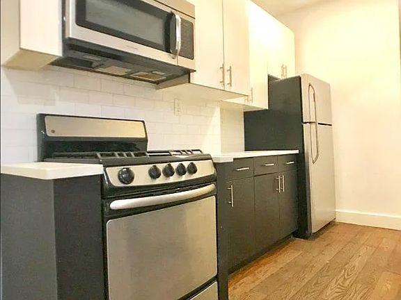4th image of 2143 Adam C Powell Blvd #1H