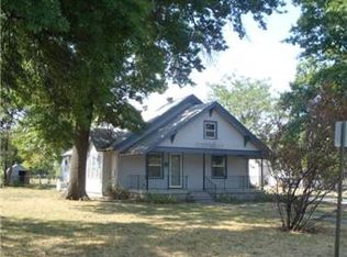 122 W 10th St, Ottawa, KS 66067
