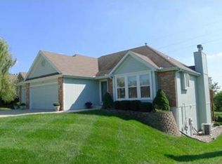 1137 Willow Ln, Liberty, MO 64068