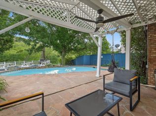 8428 Creekbluff Dr, Dallas, TX 75249