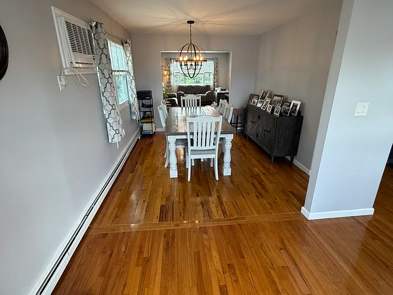 2503 Cedar St — Photo 6