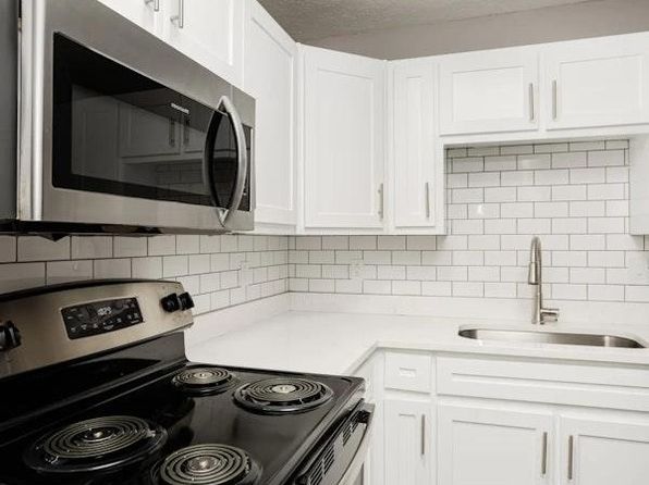 488 Lemont Dr #3BR-1