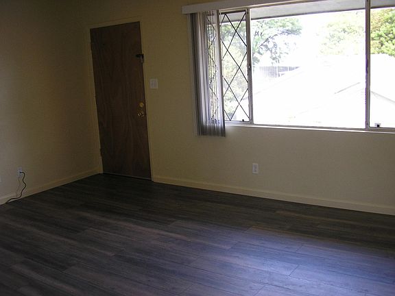 2nd image of 262 S Johnson Ave