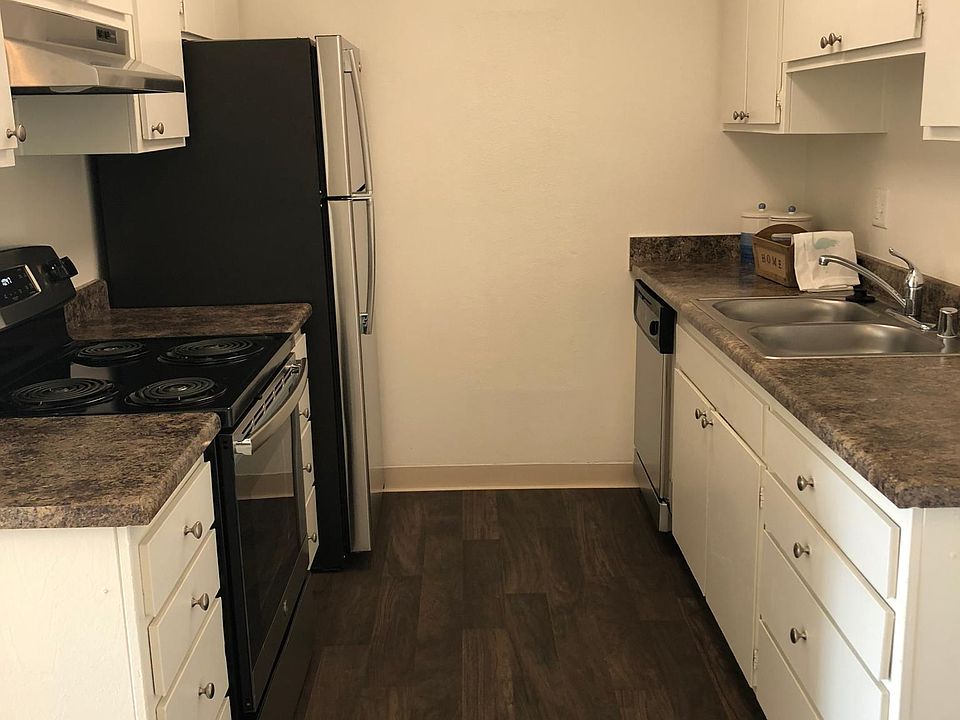 1st image of 679 S Nardo Ave APT A4