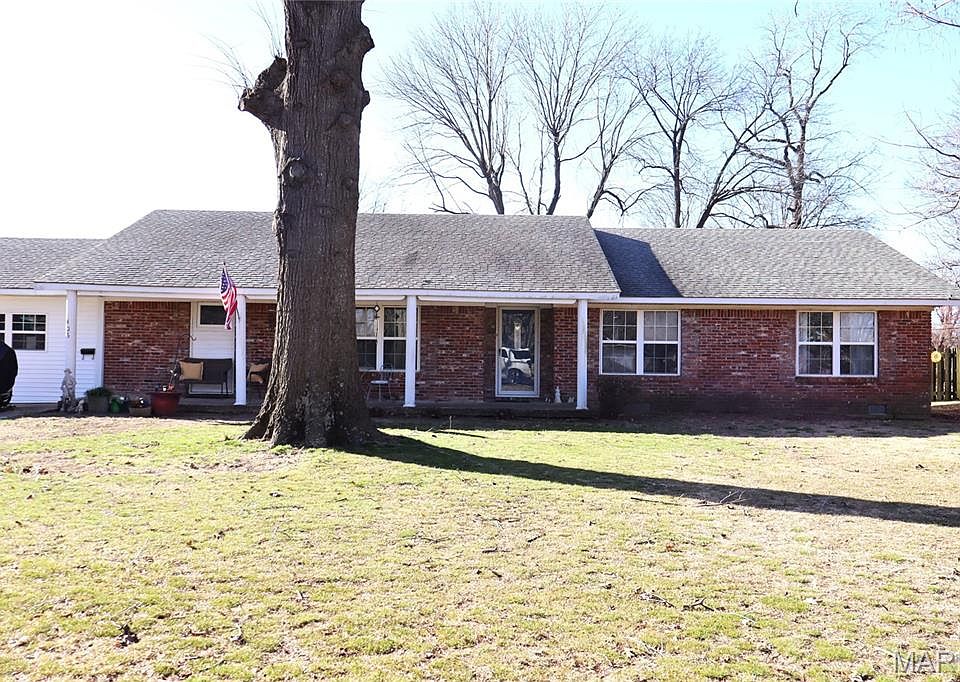 1st image of 405 Stokes Blvd