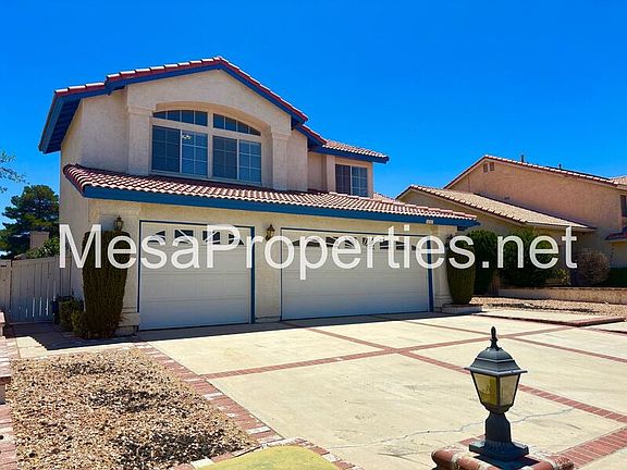 3rd image of 14383 La Crescenta Ave