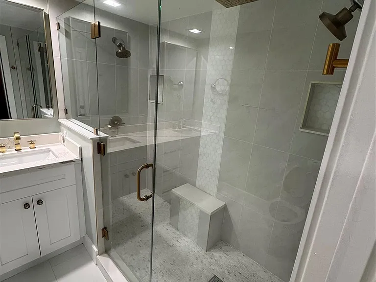 7741 La Mirada Dr — Photo 6