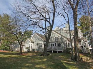 47 Hawthorne Village Rd, Nashua, NH 03062