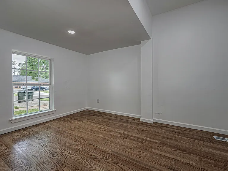 716 E Eufaula St #1 — Photo 9