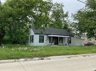 1929 Stanford St, Greenville, TX 75401