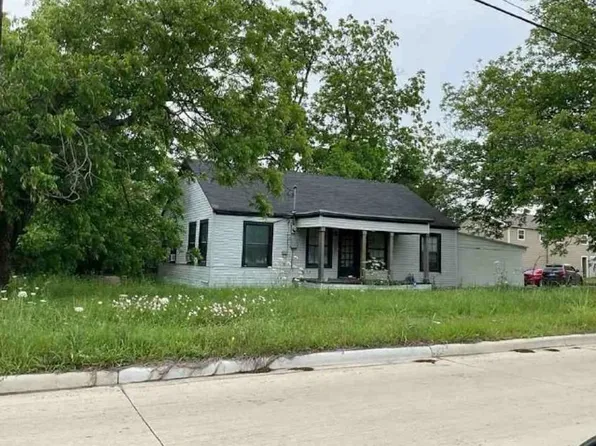 1929 Stanford St, Greenville, TX 75401