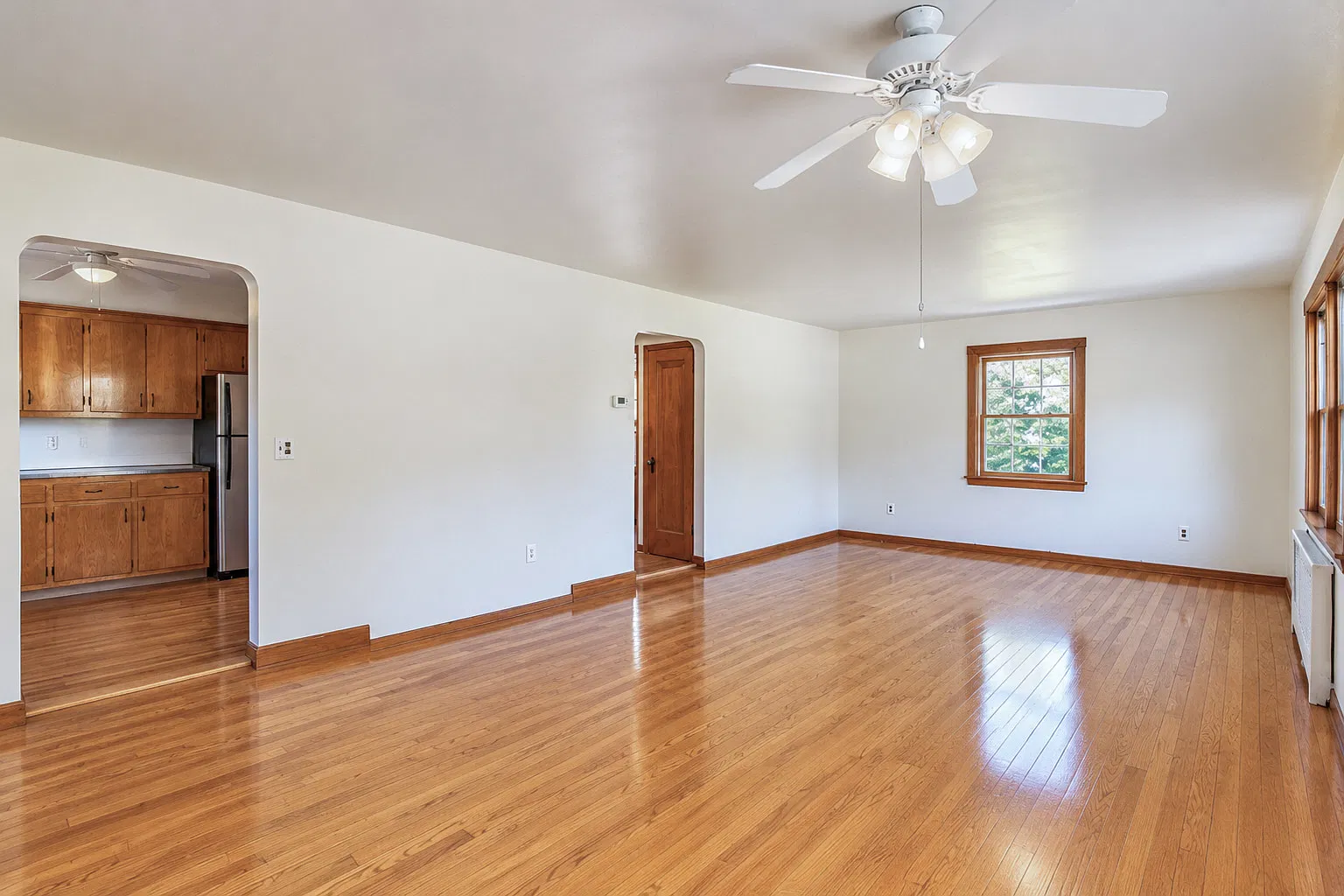 1 bed, $2,100 — Photo 3