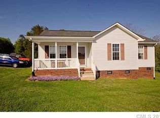626 Clarks Creek Rd, Lincolnton, NC 28092