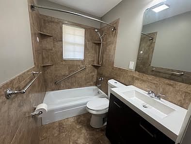 4th image of 1116 SW South Ave #1