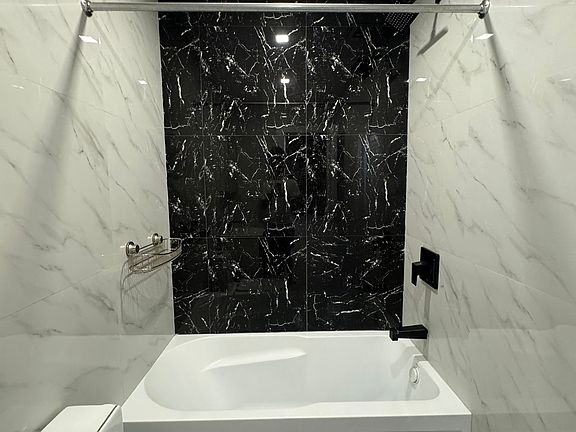 3rd image of 325 E Ave #1A