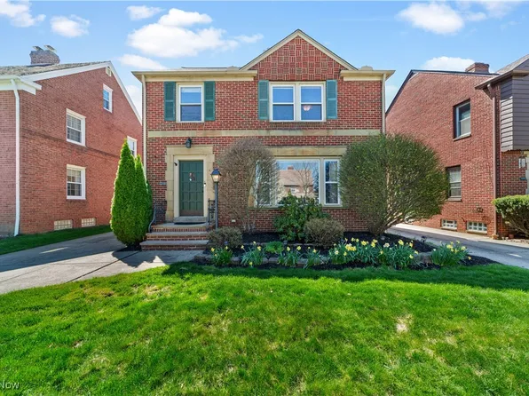 3826 Faversham Rd, University Heights, OH 44118