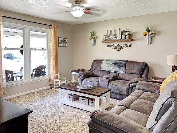 5th image of 7299 Acorn Dr