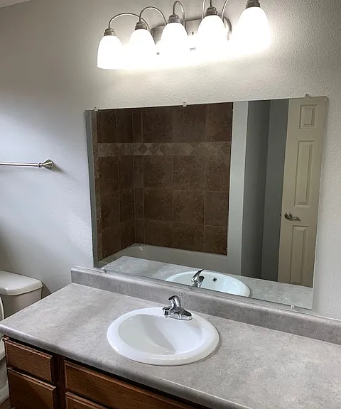 1018 W Granite St — Photo 7