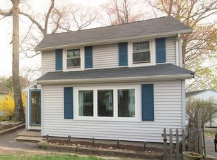 7 Cogswell Rd, North Reading, MA 01864