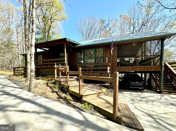 213 Peppermint Dr, Sautee Nacoochee, GA 30571